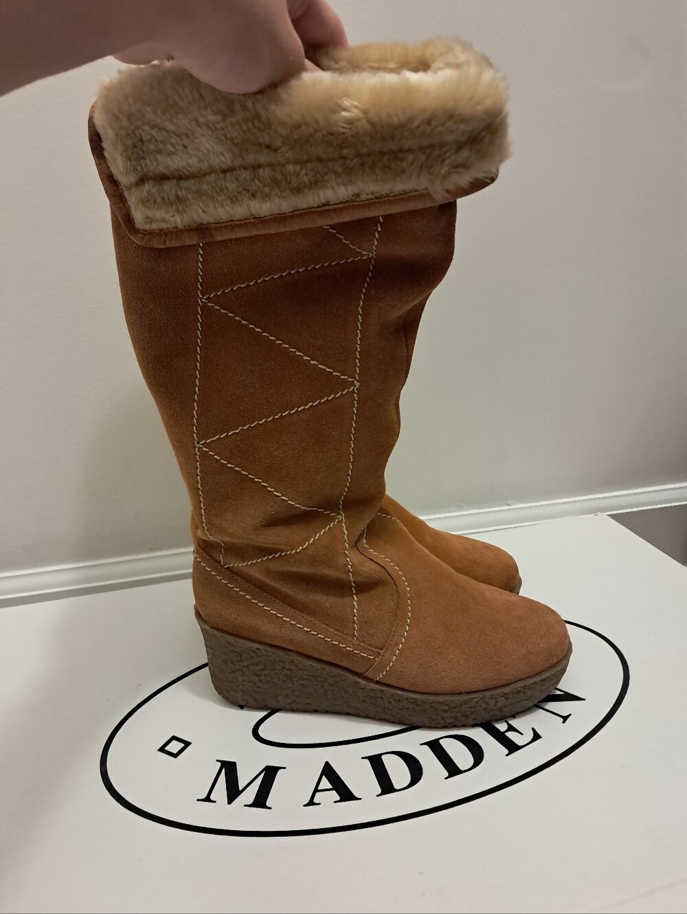Steve Madden Boots Women's 6.5 P-Micki Faux Fur Suede Leather Winter Cozy Retro